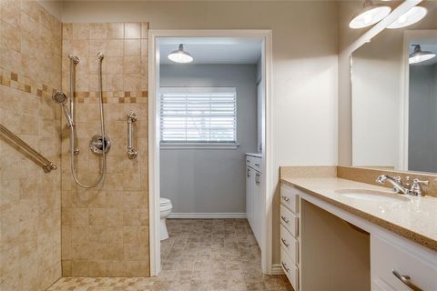 Tiny photo for 220 N Town East Boulevard, Sunnyvale, TX 75182 (MLS # 21106368)
