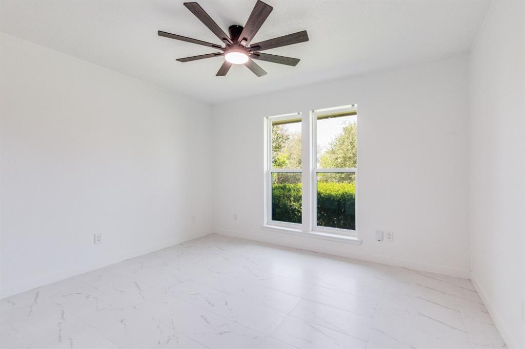 Lake Country Estates Add - Residential