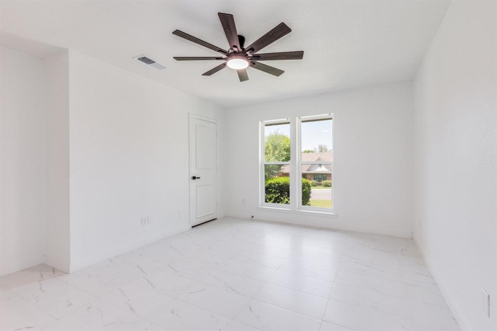 Lake Country Estates Add - Residential