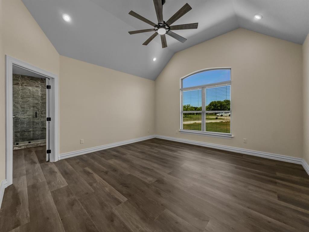 600 Samantha Circle