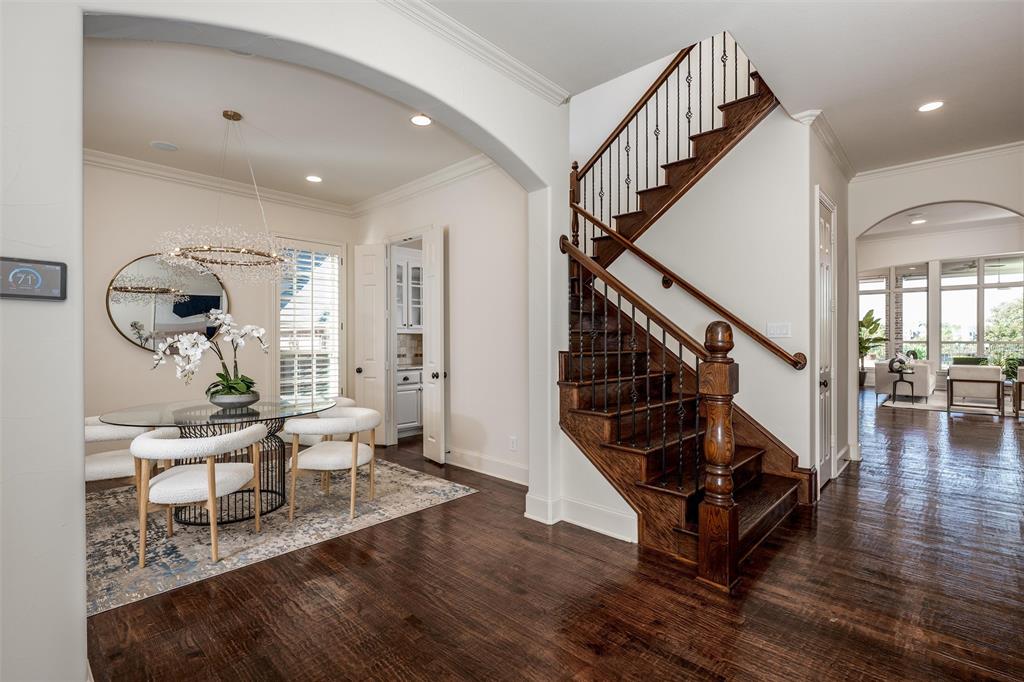 2911 Merlin Drive