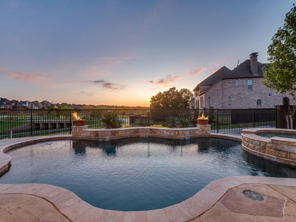 2911 Merlin Drive