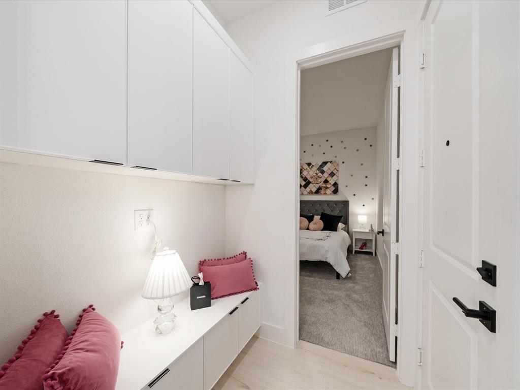 Royal Court - Residential