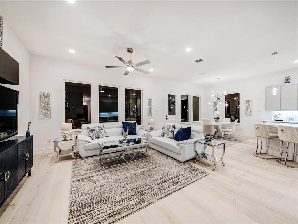 Royal Court - Residential