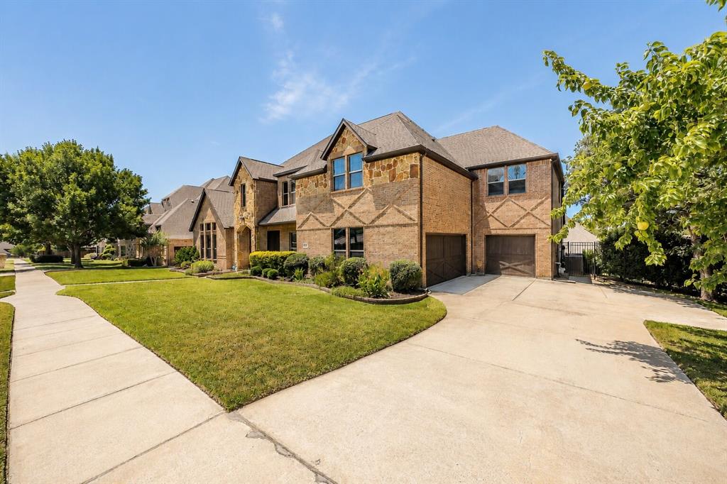 812 Cross Timbers Drive