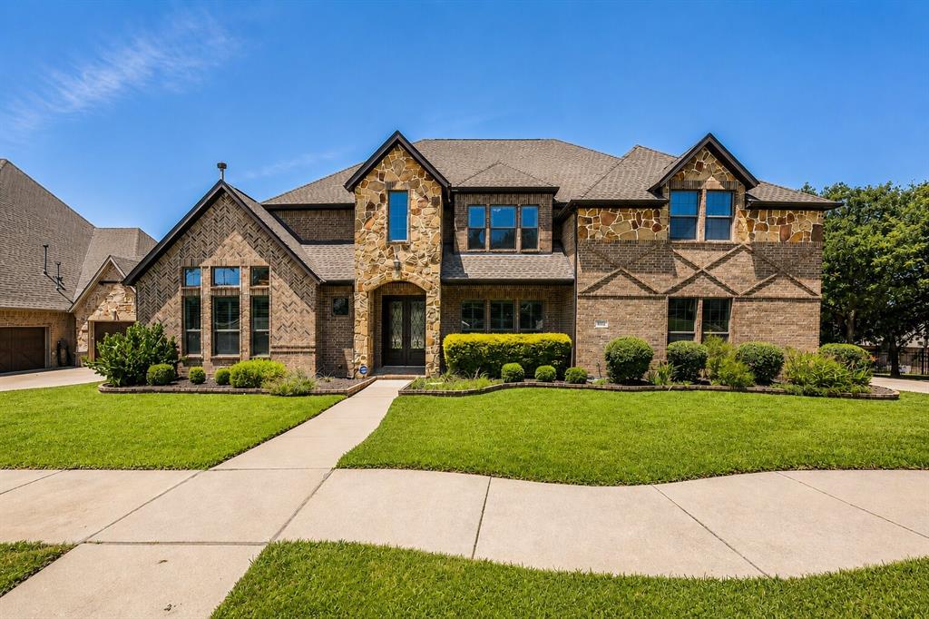 812 Cross Timbers Drive