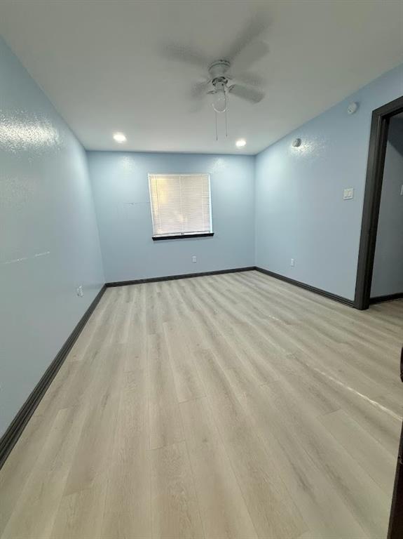 Oaks On The Lane Condo Ph 02 - Residential Lease