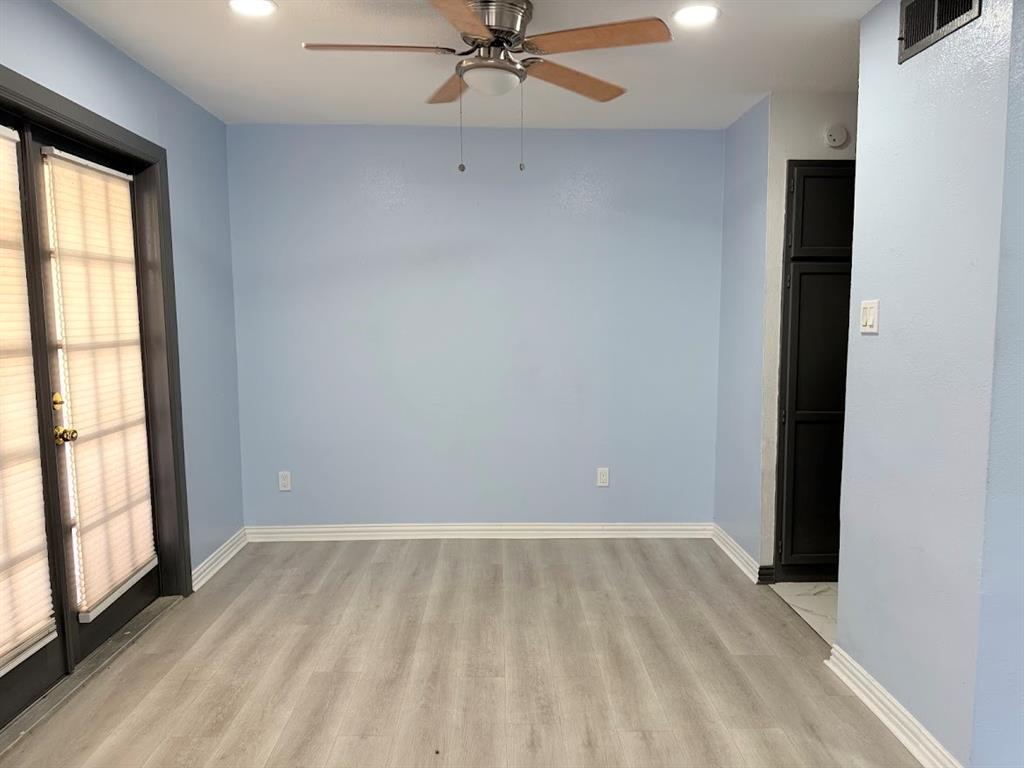 Oaks On The Lane Condo Ph 02 - Residential Lease