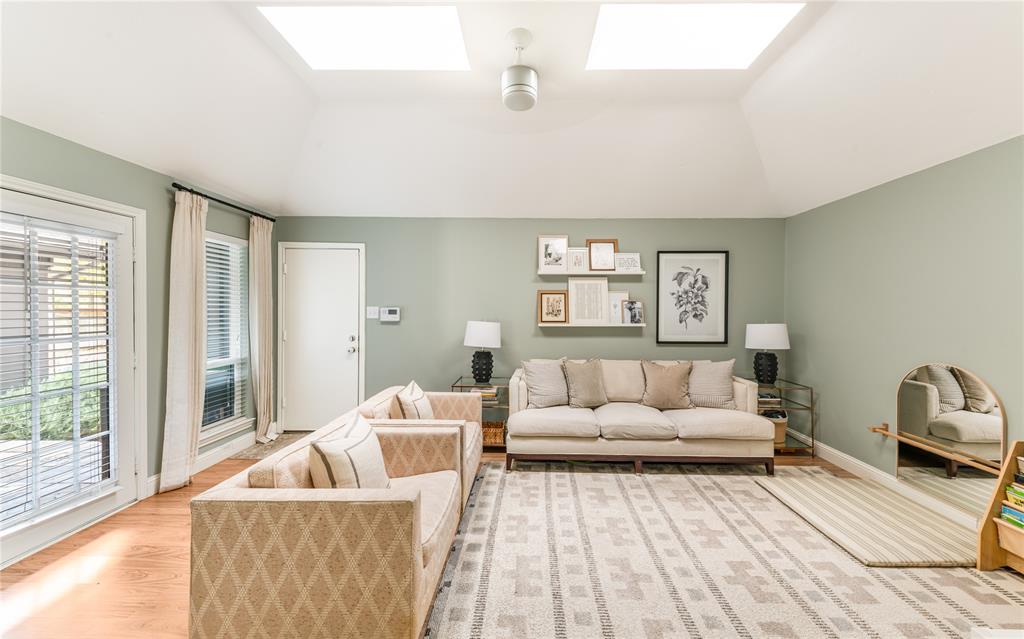 Central Park East - Residential