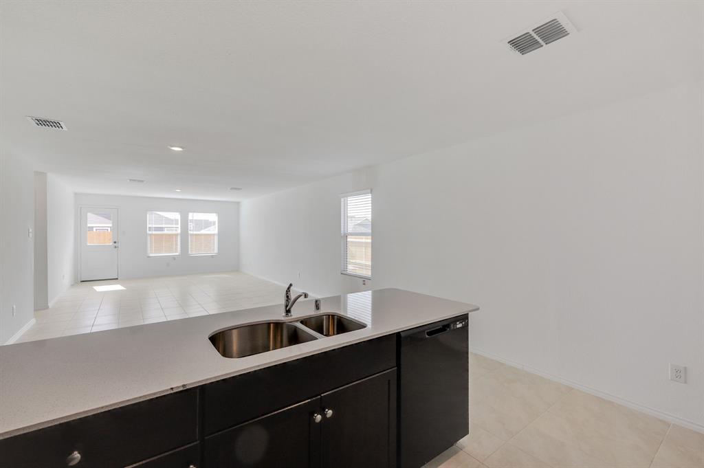 Northpointe Cottage - Residential Lease