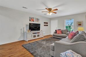 RUES S?D ADMENDED (LOT 5 & PT 6, BLOCK B, LOT 5A) - Residential Lease