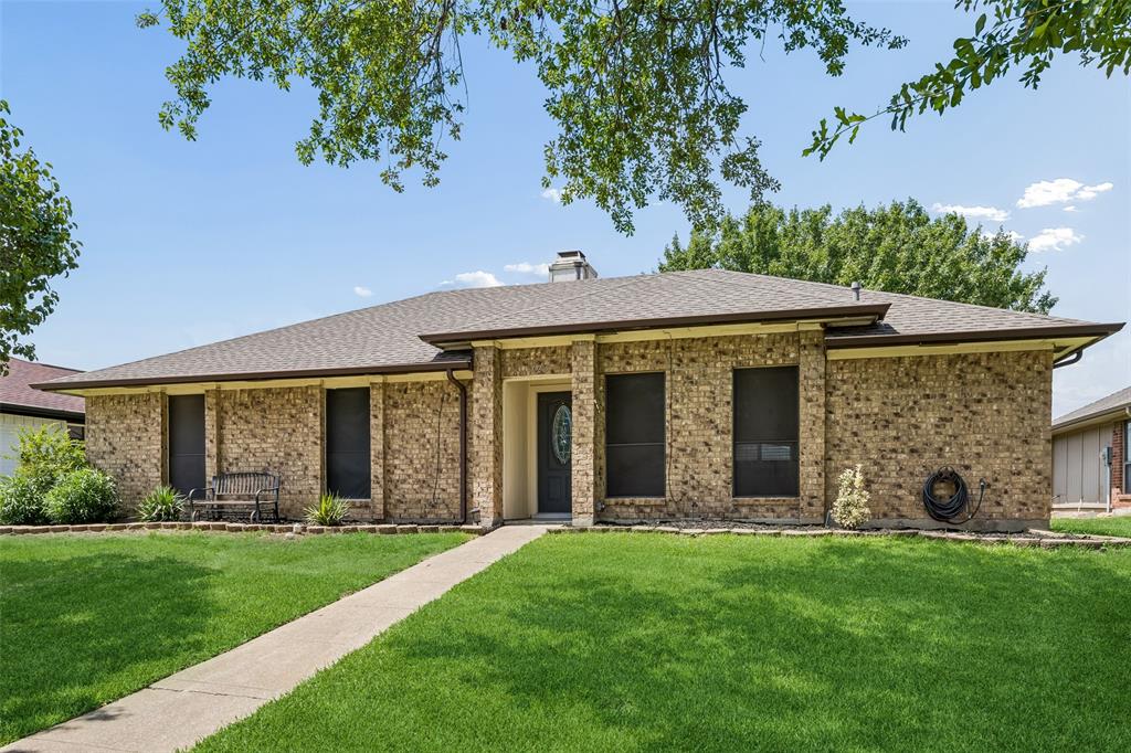 1725 Mayflower Drive