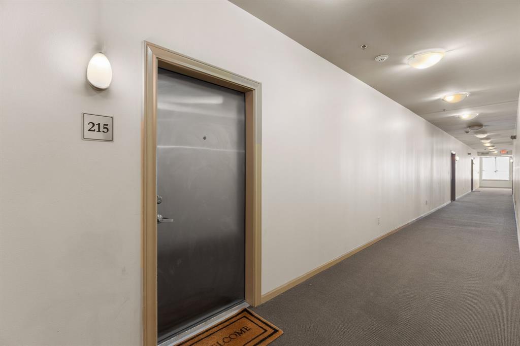 Nineteen Gilbert Condo - Residential