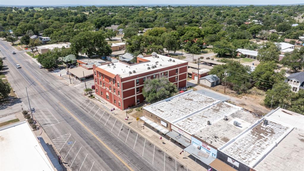 Orig Deleon - Commercial Sale