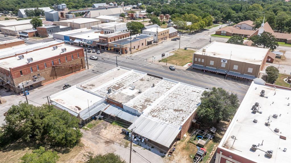 Orig Deleon - Commercial Sale