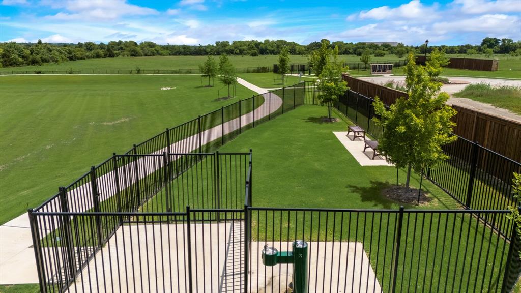 The Oaks - Residential