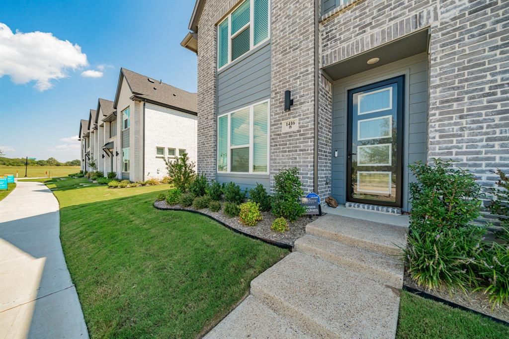 Photo of 1416 Solterra Boulevard, Mesquite, TX 75181 (MLS # 21072887)
