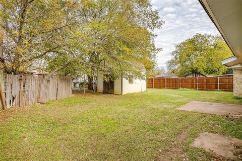 A home in Burleson