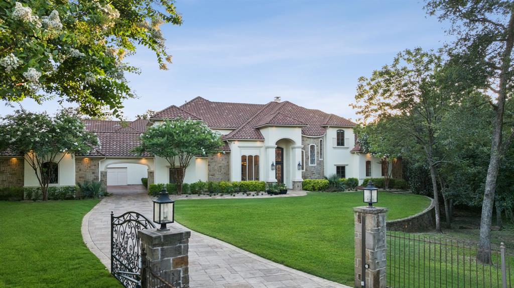 855 Harbor Court