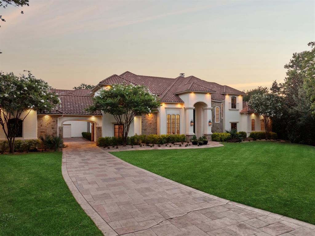 855 Harbor Court