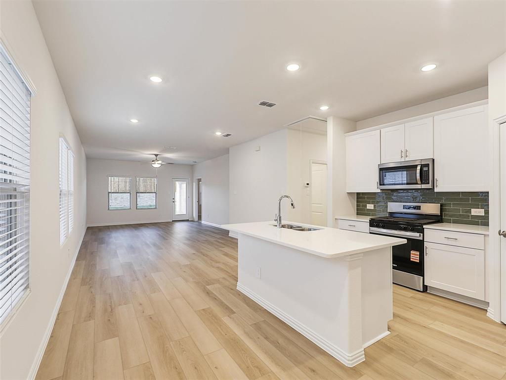 Eastridge 40 - Residential Lease