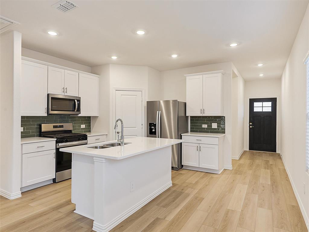 Eastridge 40 - Residential Lease