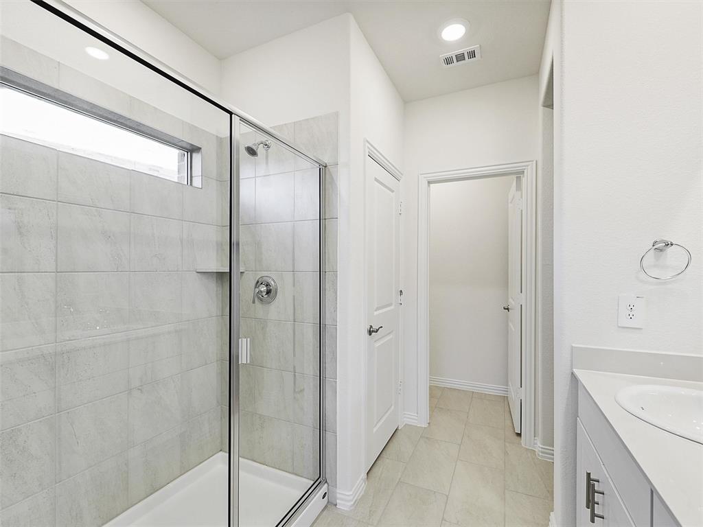 Eastridge 40 - Residential Lease