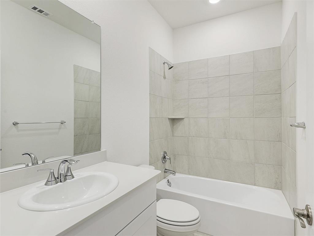 Eastridge 40 - Residential Lease