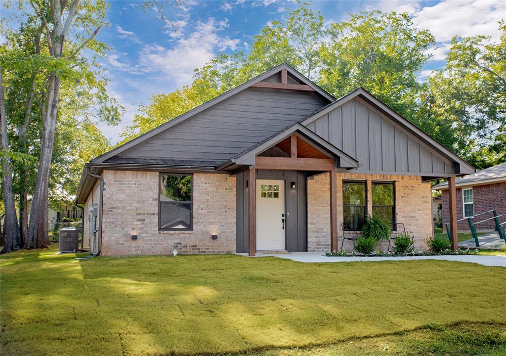 405 Short Street