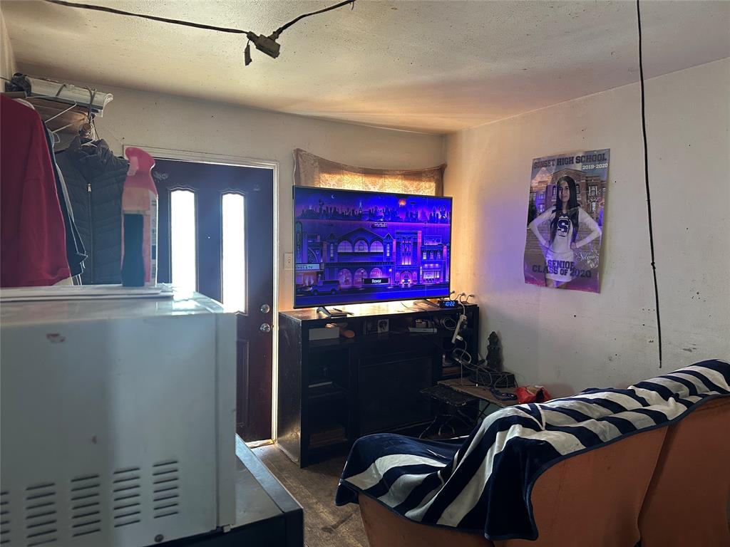 Flanders Heights Rev - Residential