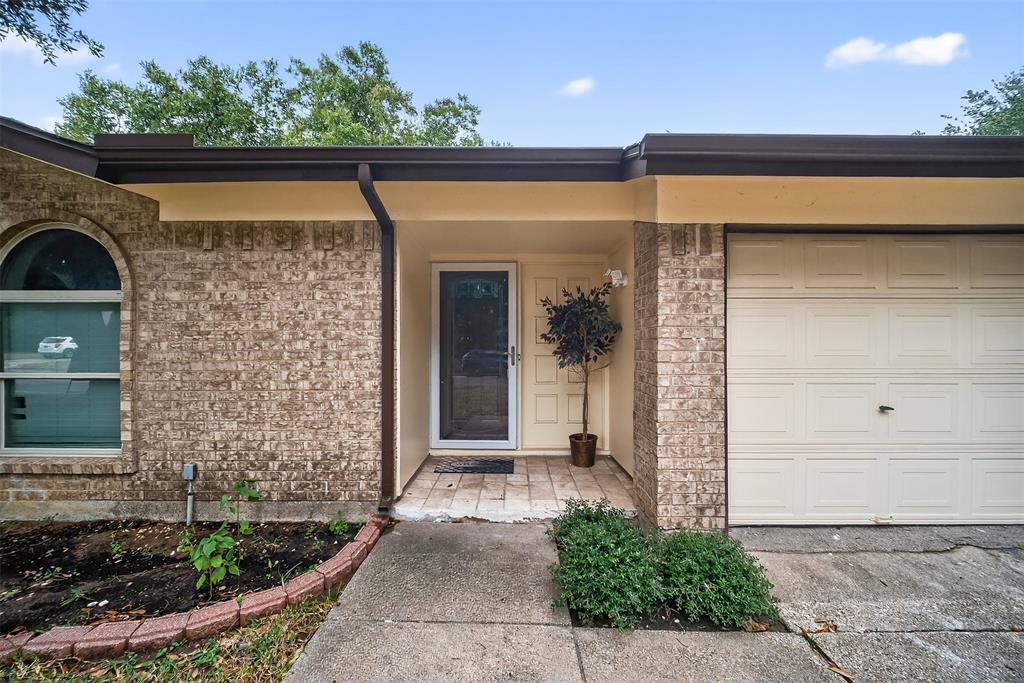 2606 Kingston Street