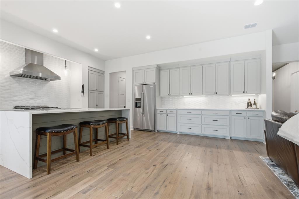 Cross Pointe - Residential