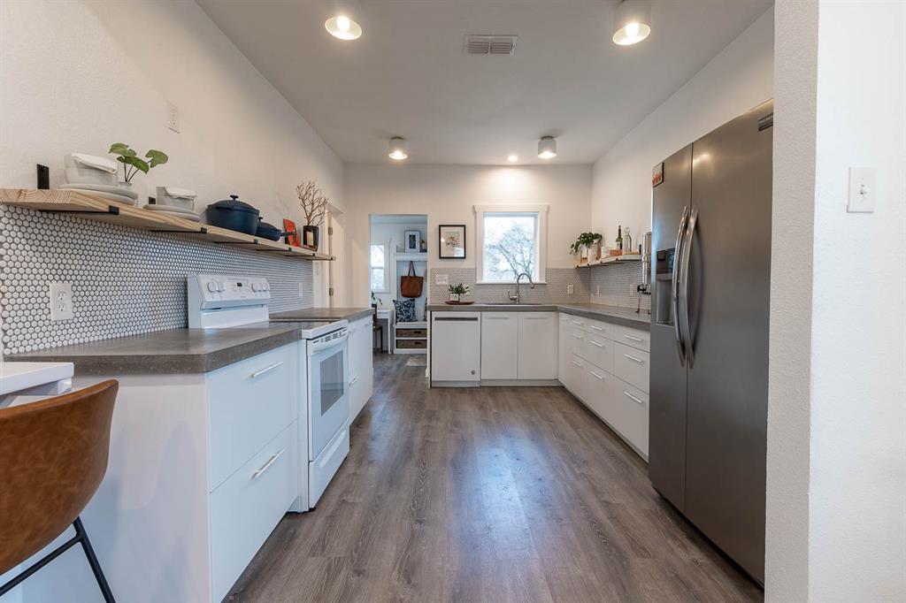 Lake Crest Estate #1 - Residential