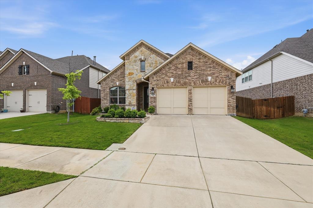 14821 Cedar Flat Way