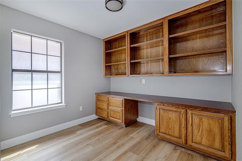 Tiny photo for 6701 Johns Court, Arlington, TX 76016 (MLS # 21198458)