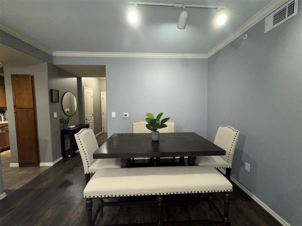 330 Las Colinas Boulevard E 224