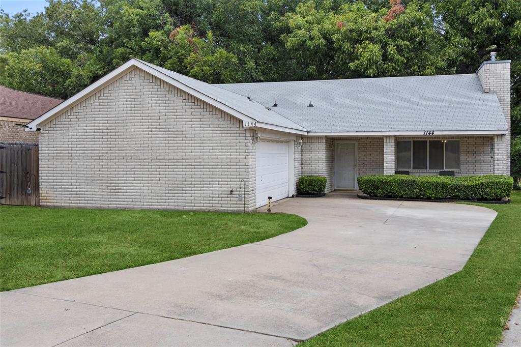 1144 Castlewood Court
