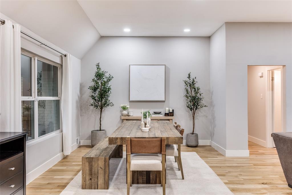 6266 Berwyn Lane
