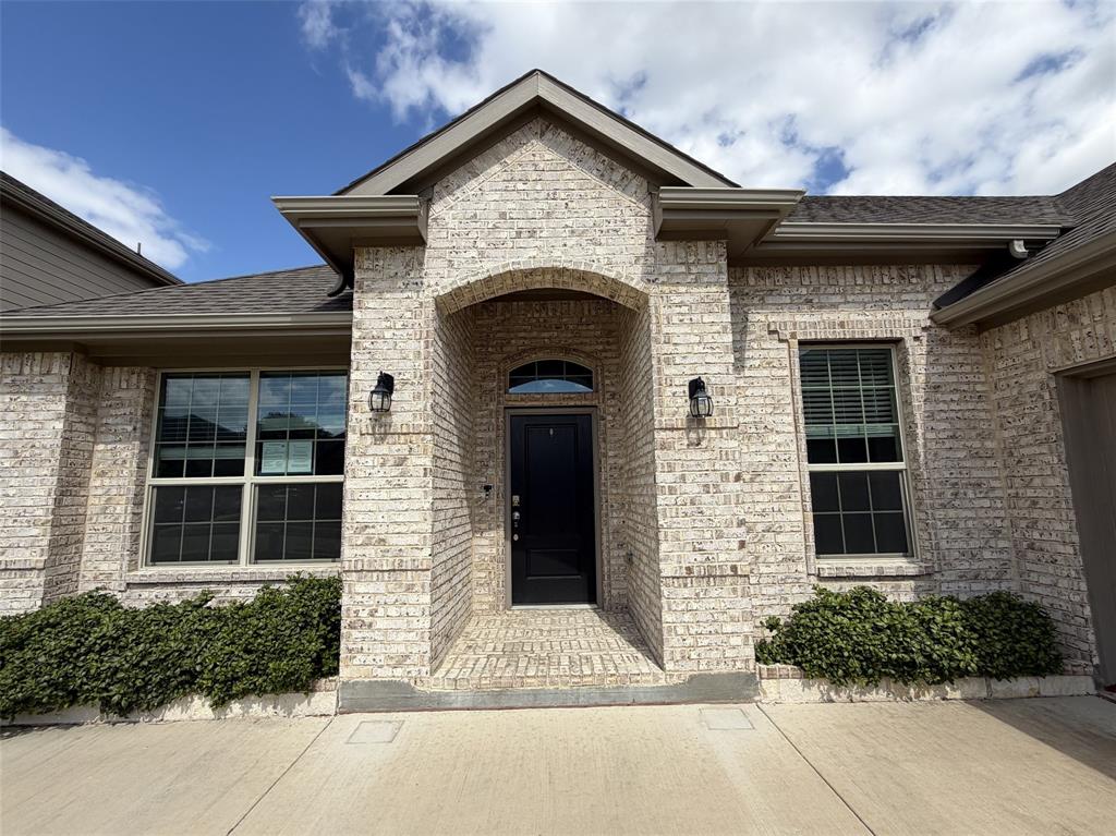 3728 Walnut Ridge Drive