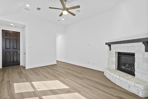 A home in Van Alstyne