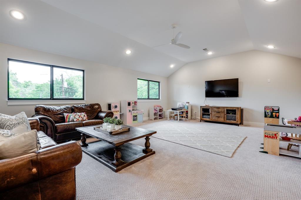 Lake Ridge Estates - Residential