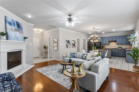 1503 Norway Pine Street Arlington TX 76012