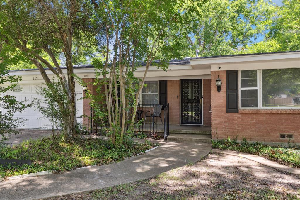 713 Plaza Drive