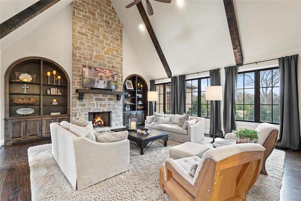 Chimney Rock - Residential