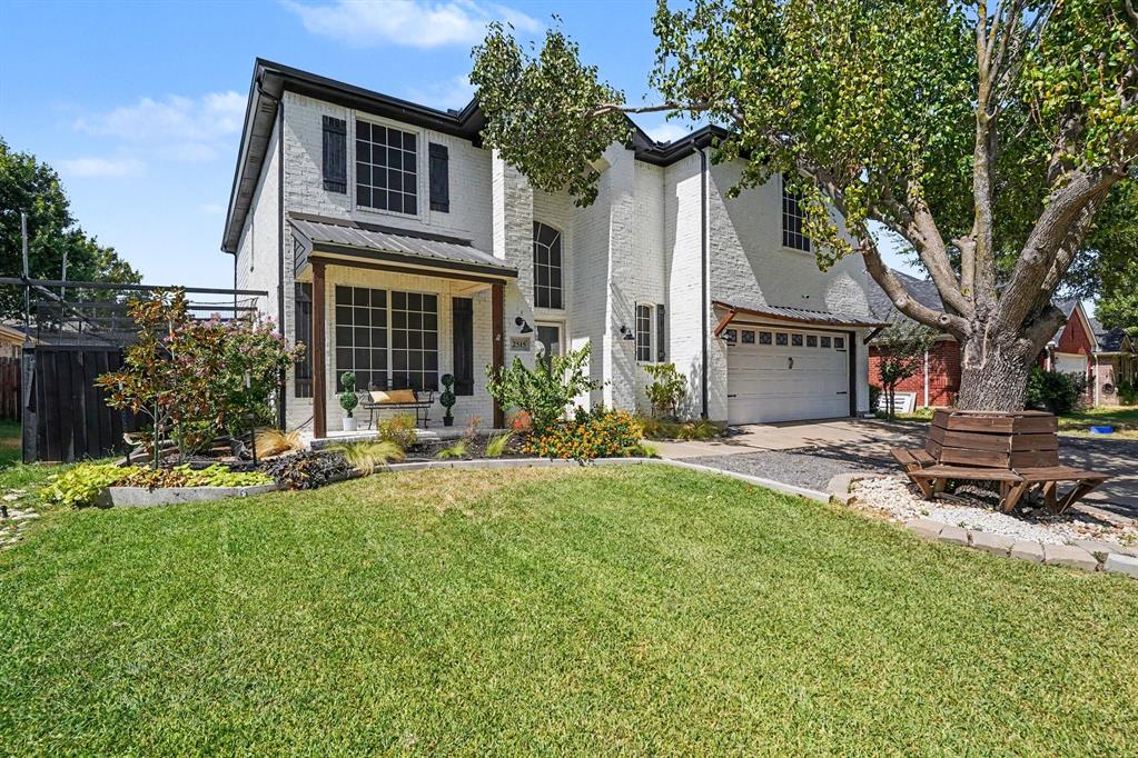 2515 Edgefield Trail