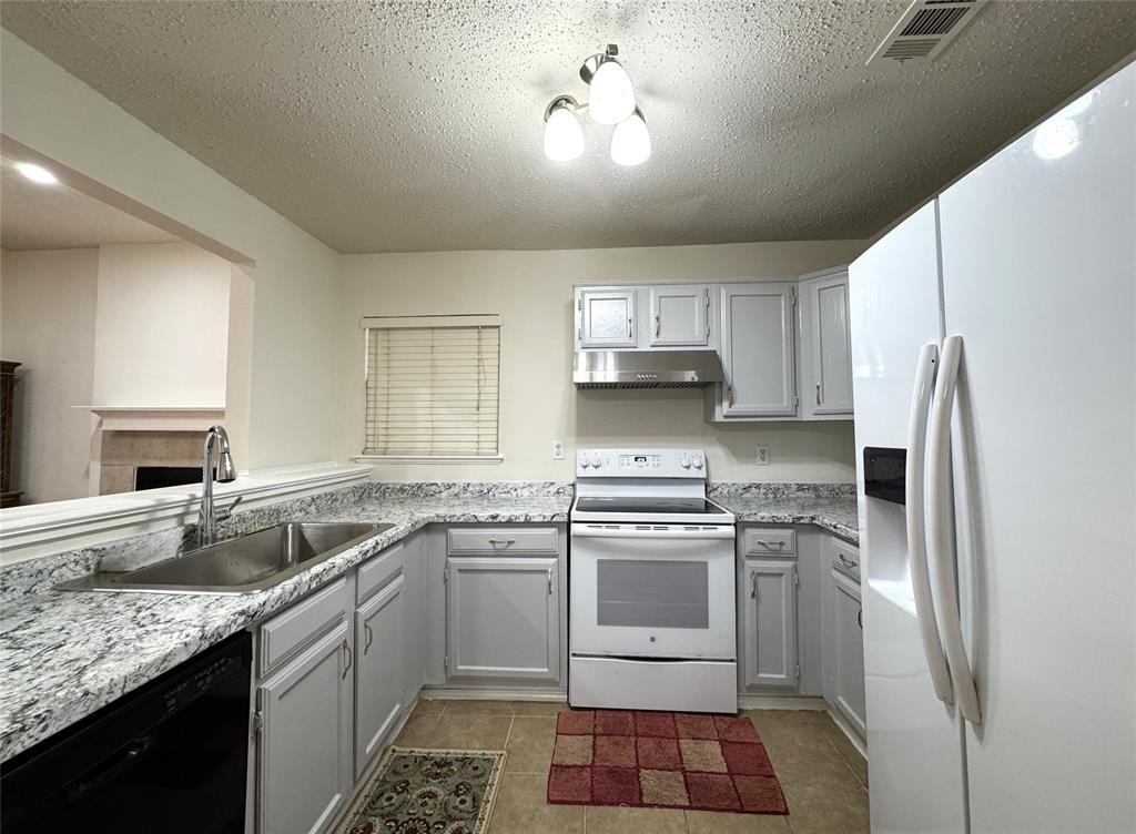 2439 Sunflower Drive