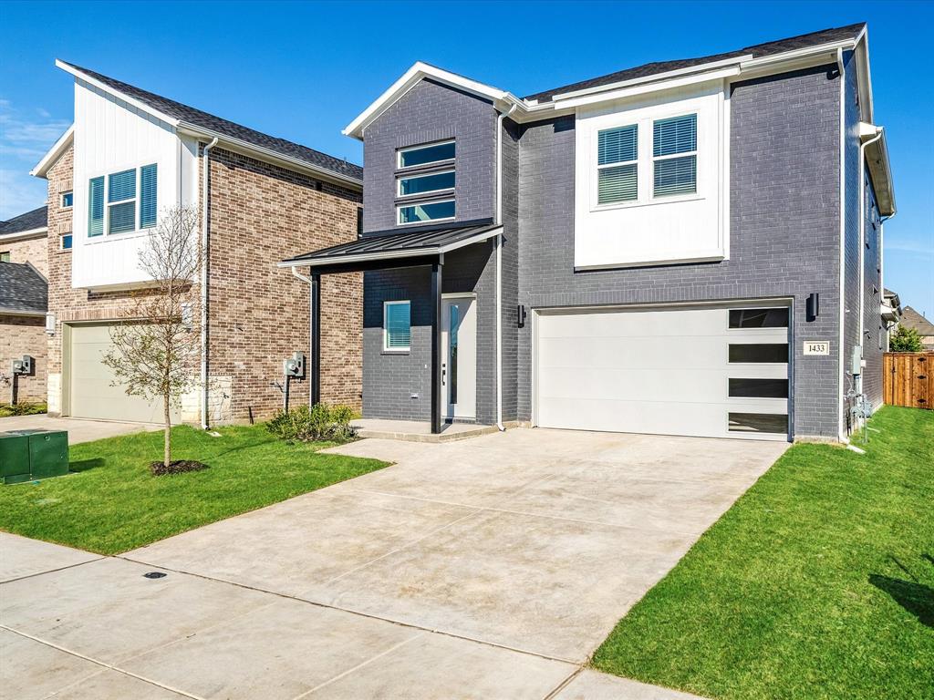 1433 Imperial Avenue