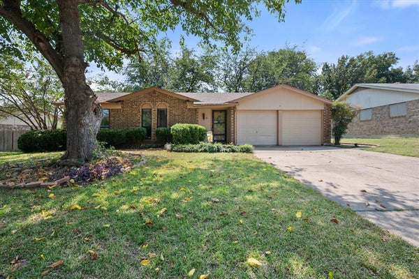 823 QUAIL TER, MANSFIELD, TX 76063 - Image 5747d0671bb346069c4a17023ca4c856/2506583348