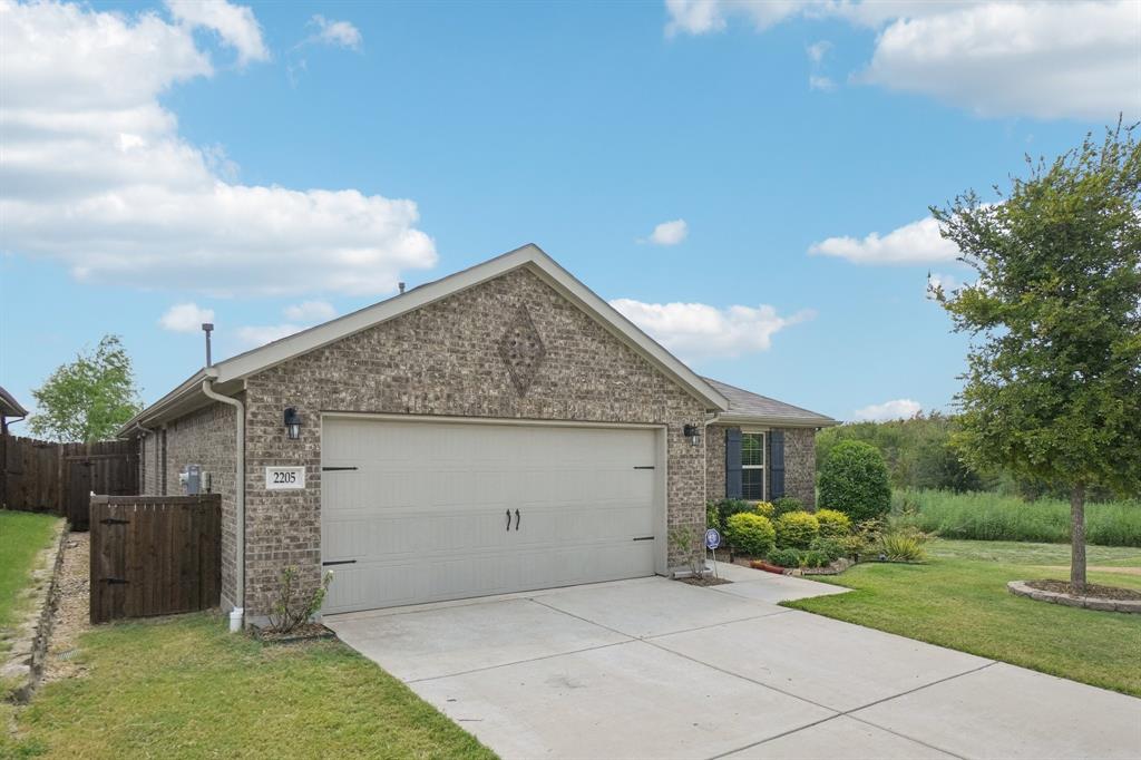 2205 Bellewood Court