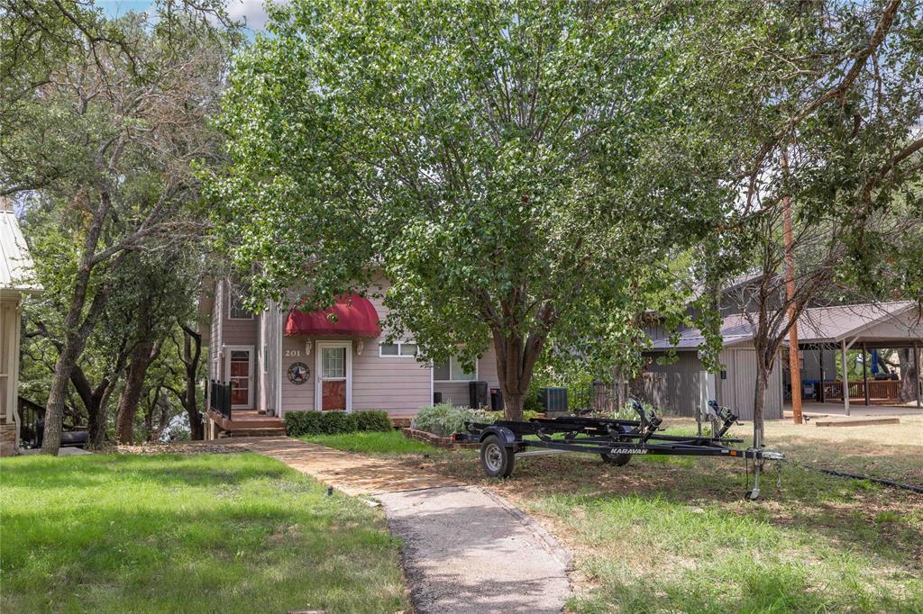 201 Cove Circle